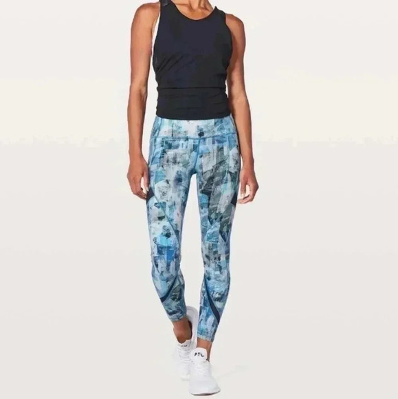 Lululemon On Pace Tight 7/8 *25"Sun Dazed Multi Blue / Super Dark - Picture 3 of 12